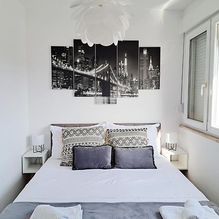 New! Top Apartment, Split View From Above エクステリア 写真